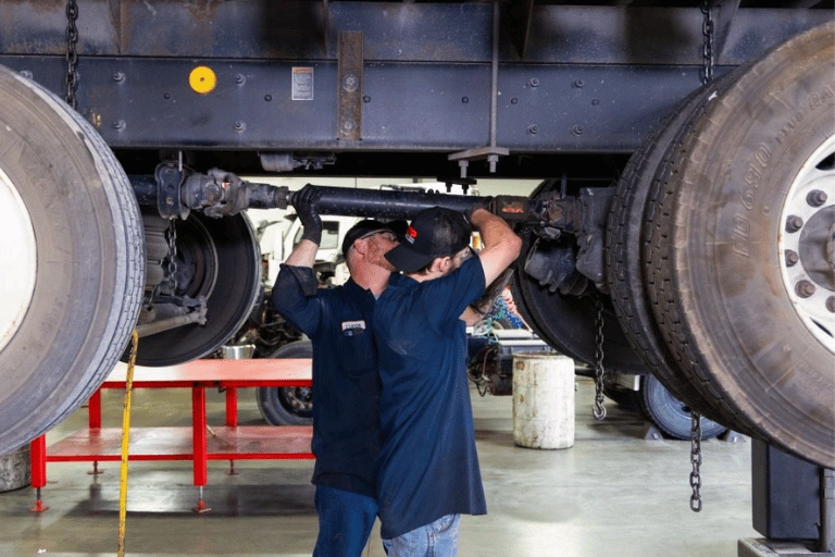 Local Heavy-Duty Drivetrain Truck Repair Experts Orlando, FL